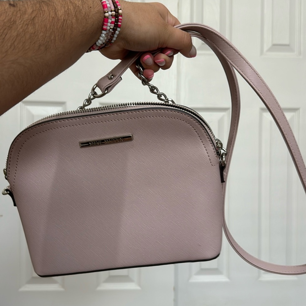 Soft pink Steve Madden crossbody bag